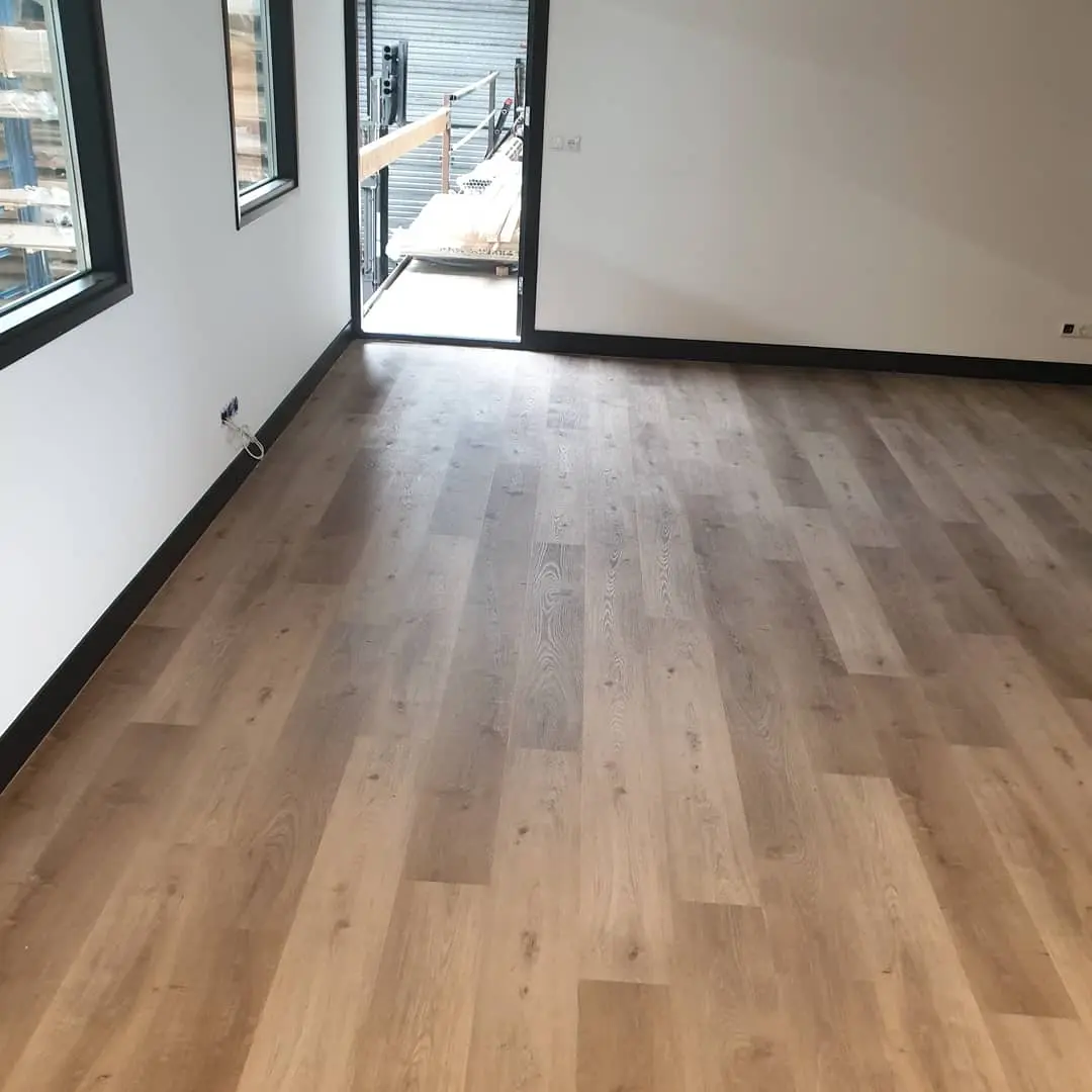 Houten vloer laten leggen in Enschede